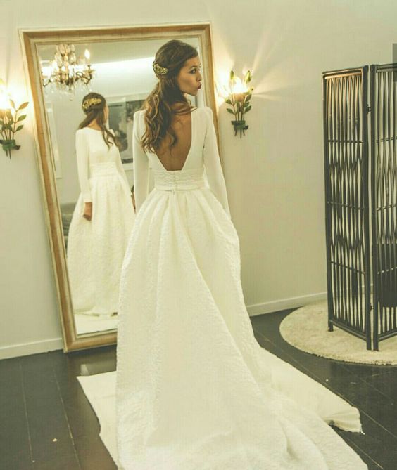 elegant romantic wedding dress